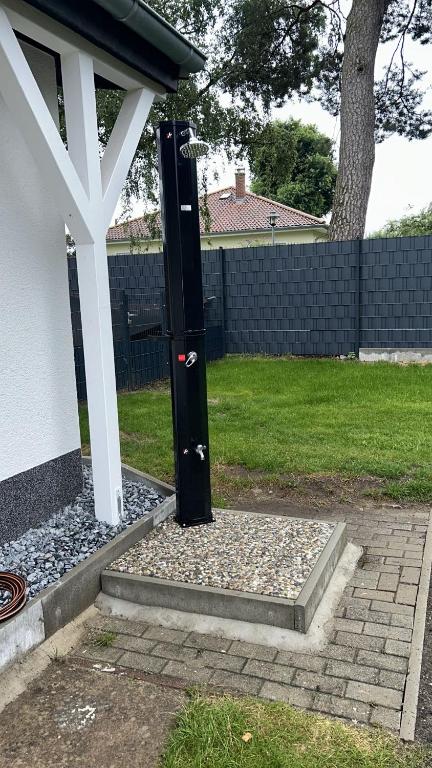 Moderne Küche mit Geräten